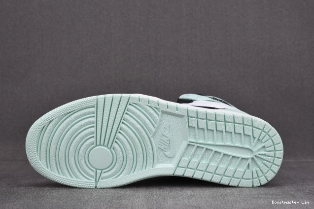 Boostmaster lin Jordan Retro High 861428-100 Igloo 1 0704